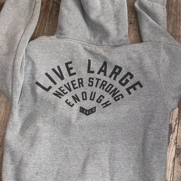 Live Large hoodie size S in GUC - Picture 2 of 2